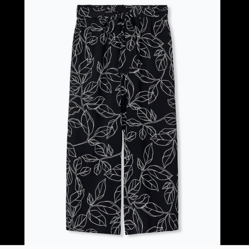 NWT Torrid Paper Bag Pants 6X